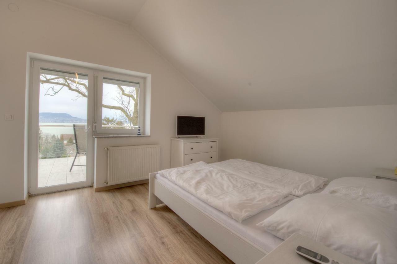 Hilltop Apartments Fonyód Buitenkant foto